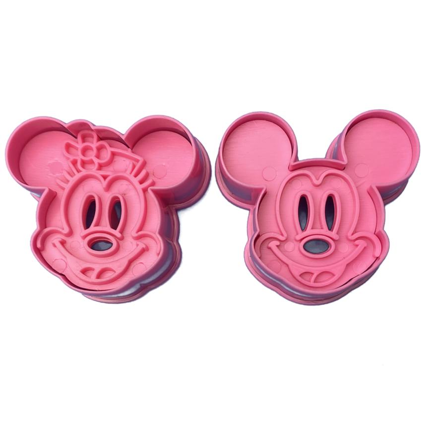 Conjunto de Cortadores Marcadores de Plástico de Mickey e Minnie