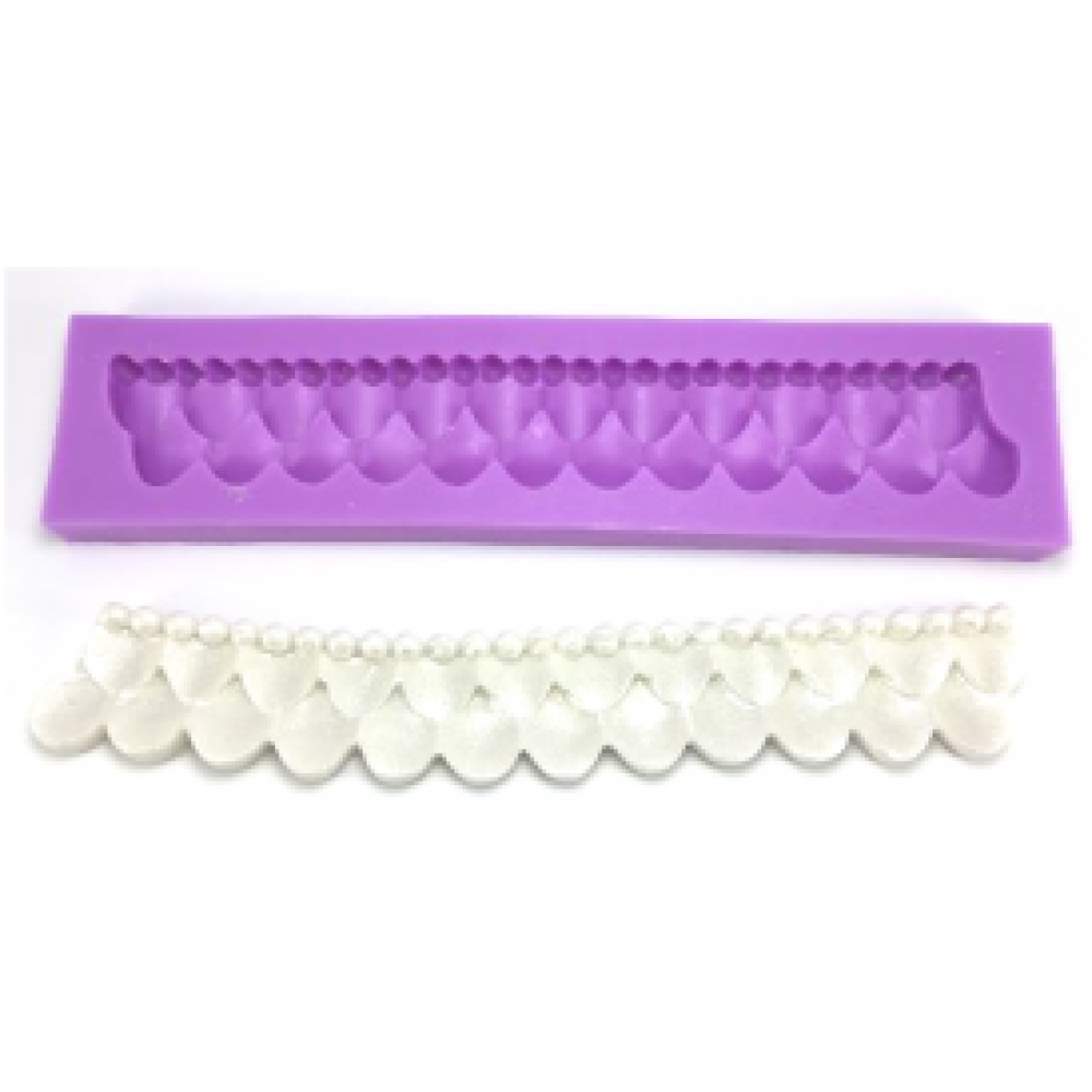 Molde de silicone em formato de Babado com Pérola. Ideal para utilizar