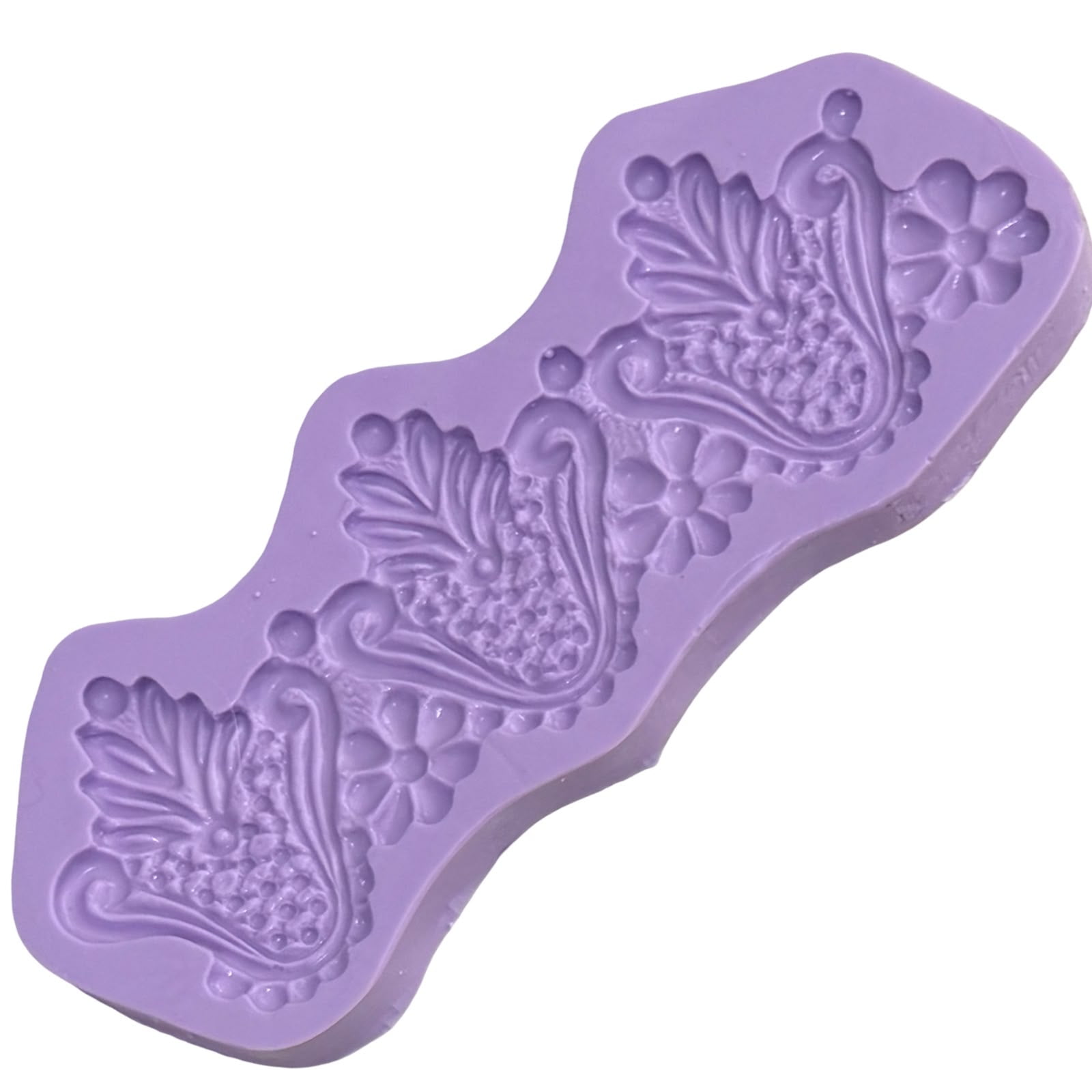 Molde de Silicone com formas de Vasos de Flores em renda guipir.