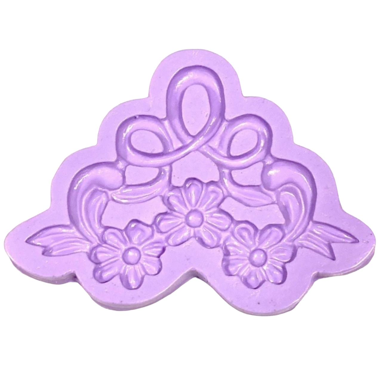 Molde de Silicone em formato de Arabesco com Flor