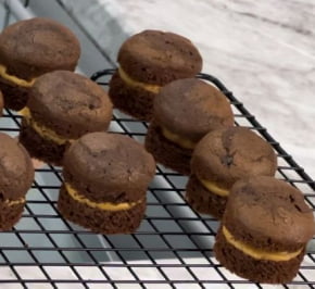 CONJUNTO DE 12 FORMAS ASSADEIRAS PARA PÃO DE MEL SEM BORDA N2