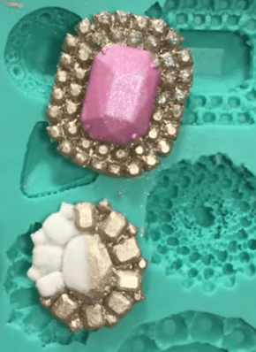 Molde de silicone em formato de 7 jóias diferentes